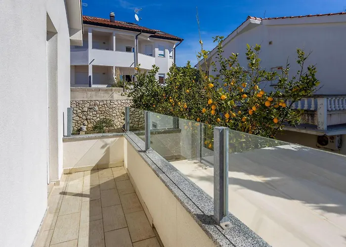 3 Bedroom Beautiful In Appartement